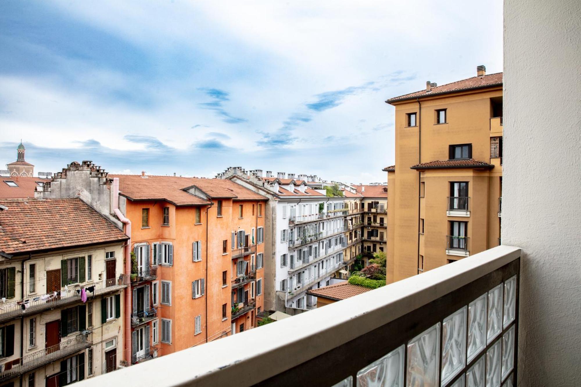 Dehomes - Porta Genova Luxury Stay Милан Экстерьер фото