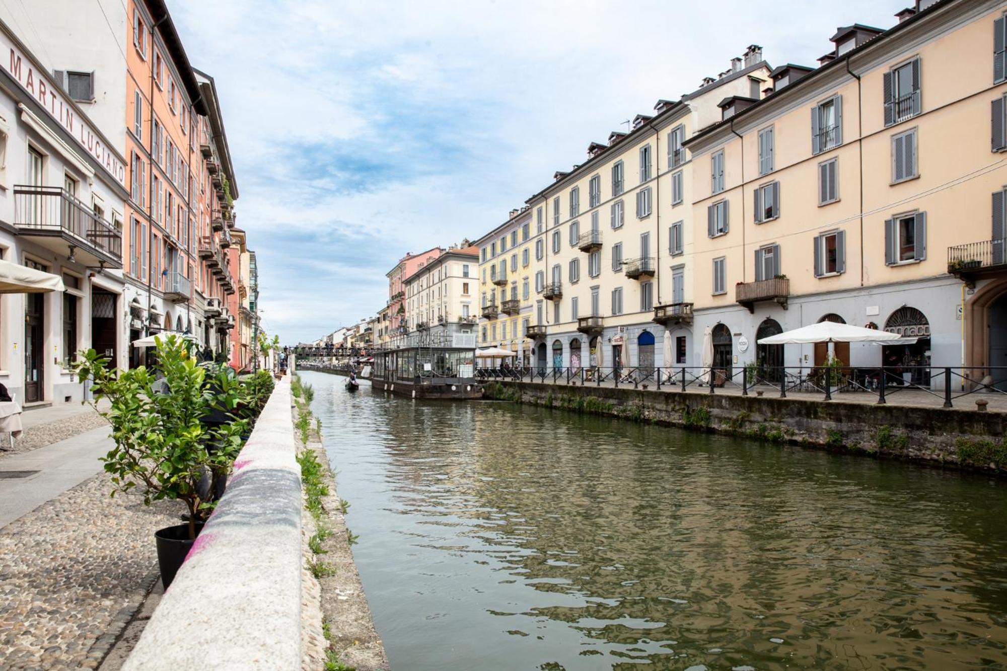 Dehomes - Porta Genova Luxury Stay Милан Экстерьер фото
